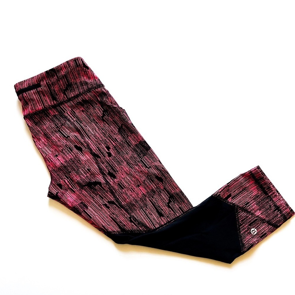 Lululemon Pace Rival Crop in Down Pour Electric Coral Side Pockets Size 6